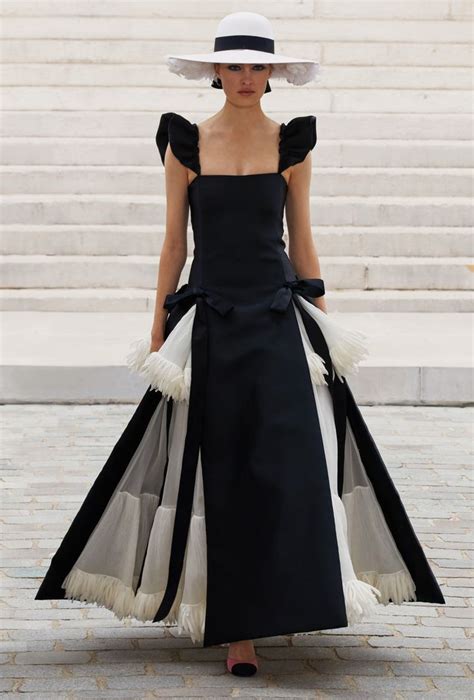 chanel tailleur 2021|chanel haute couture shows.